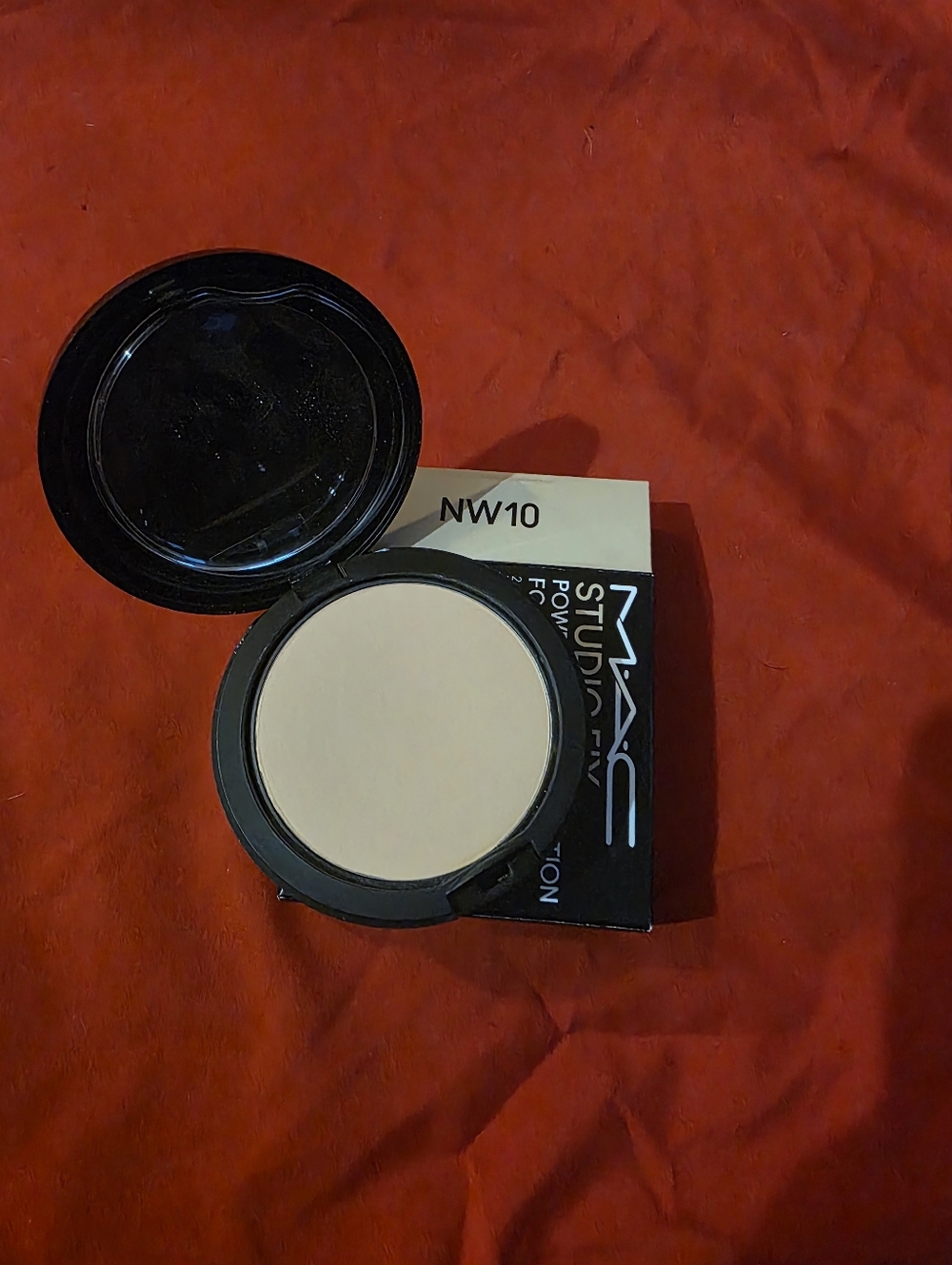 MAC Cosmetics Studio Fix Powder Plus Foundation NW10 - Cream/Light Neutral